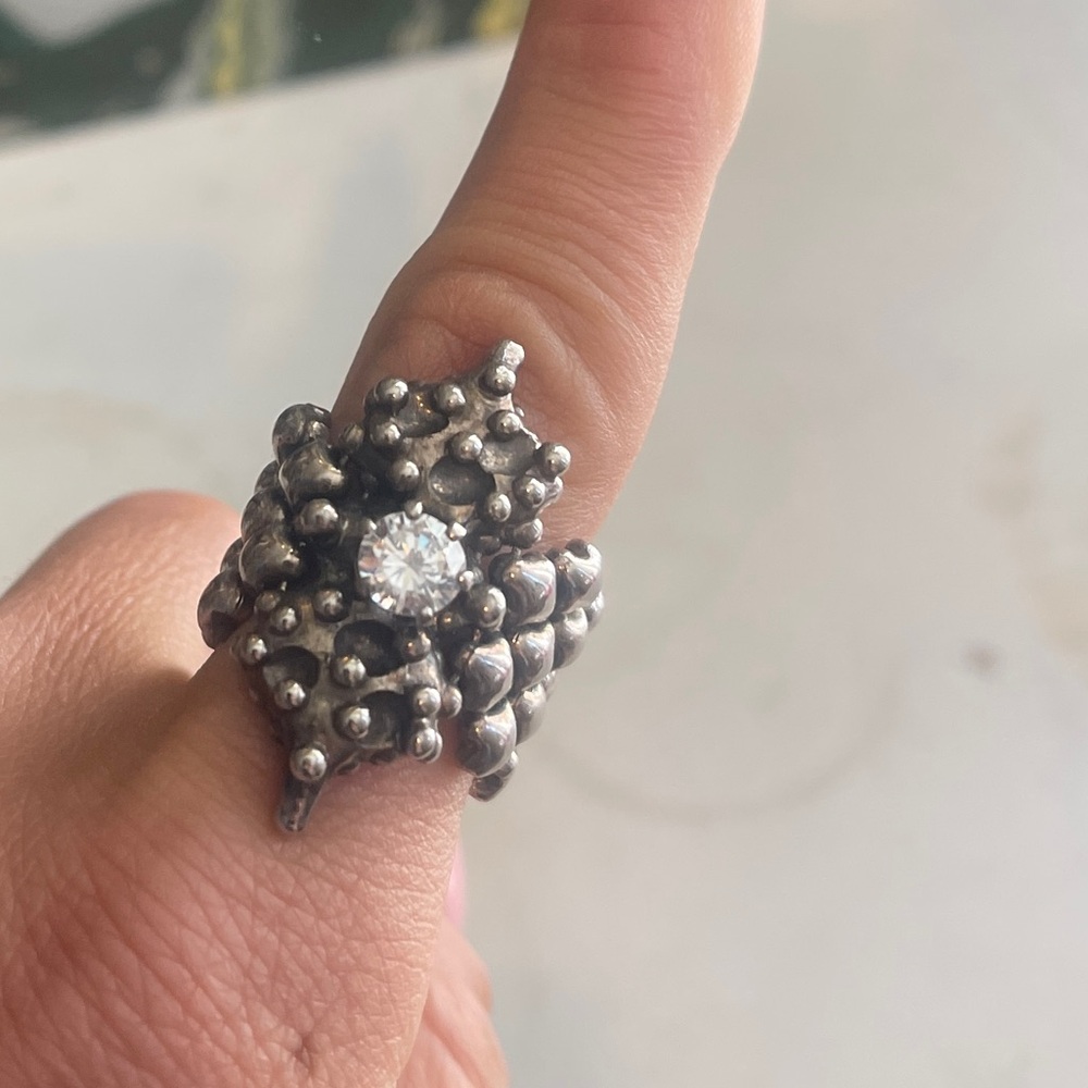 Iiquid metal rhinestone ring size 8